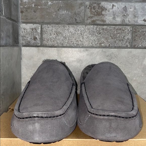 UGG ASCOT - Picture 2 of 6